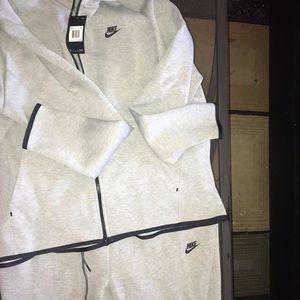 Nike Jogging Suit